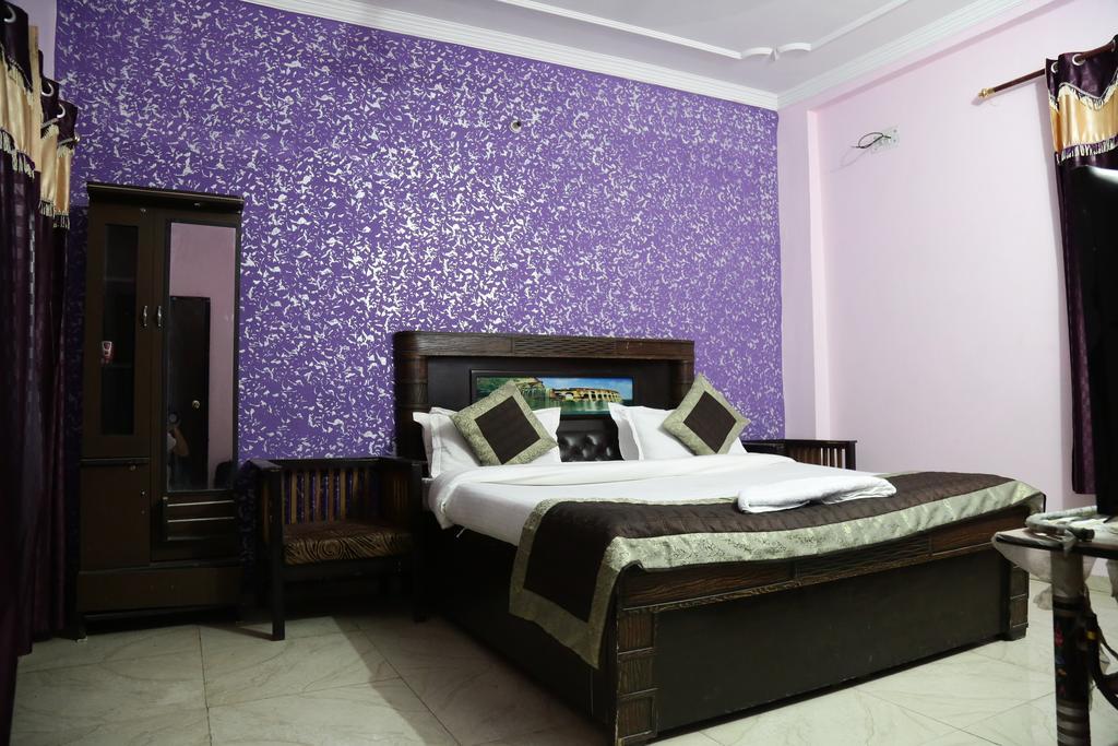 Hotel Airport Land New Delhi Exterior photo